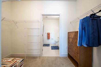Walk in closet